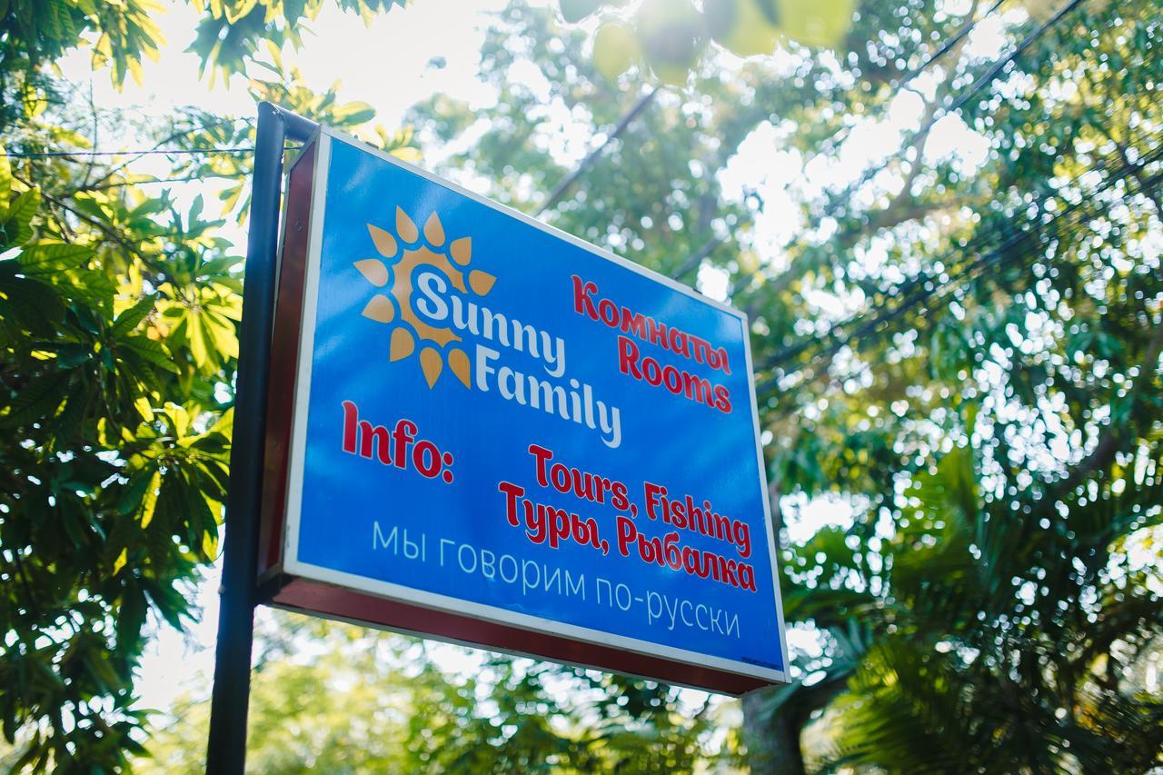 Sunny Family Hotel Unawatuna Kültér fotó